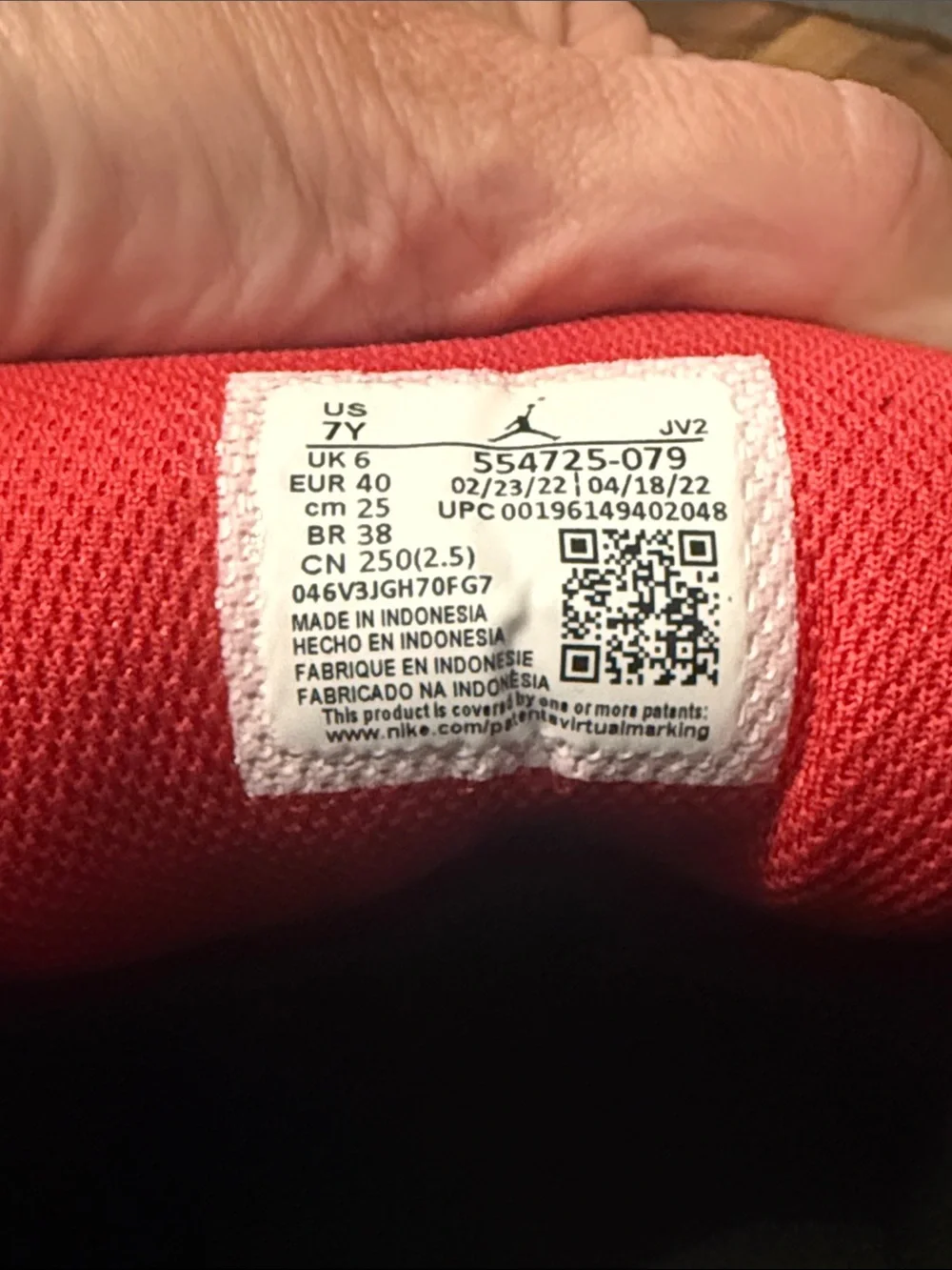 Air Jordan 1 Mid GS Black Fire Red White 7Y 554725-079 w/ Box